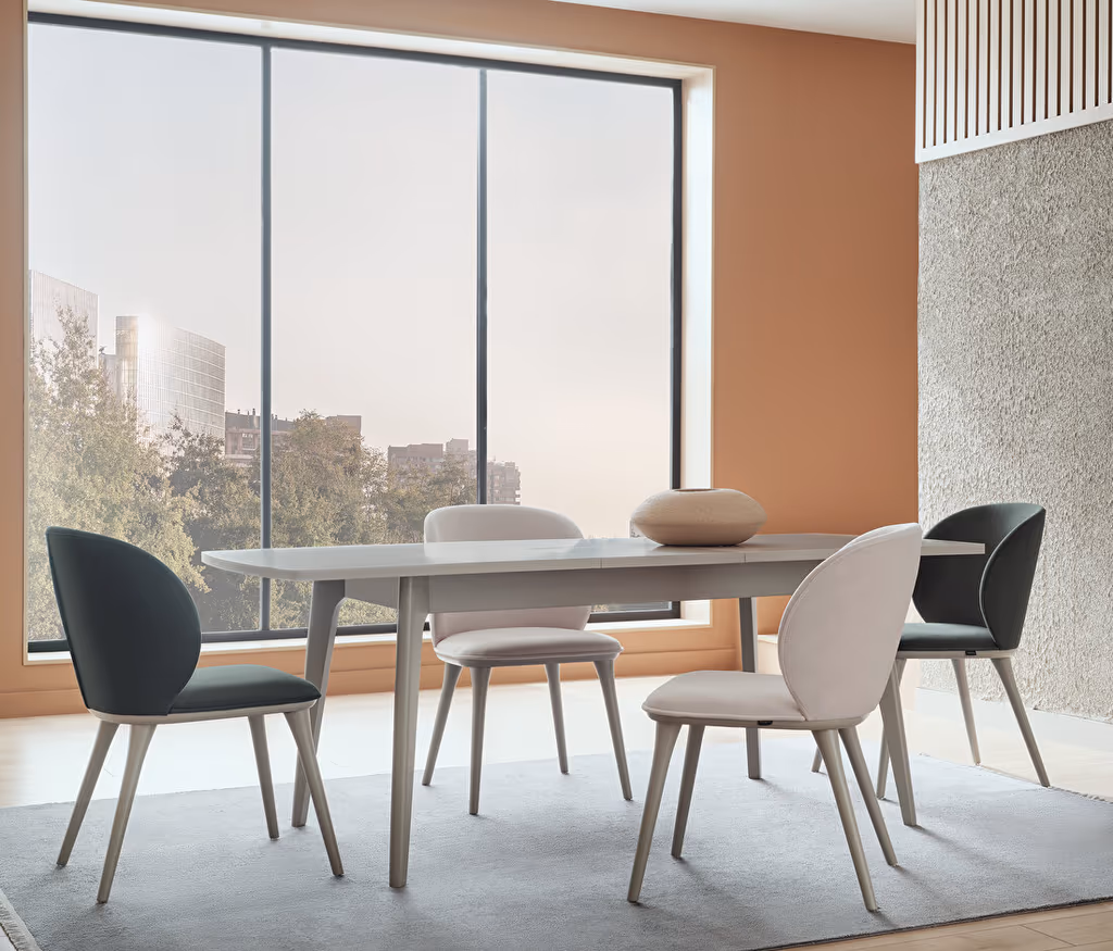 Hera Chair