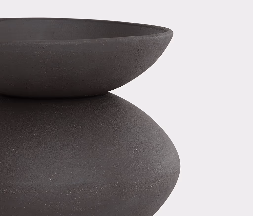 Ursa Vase
