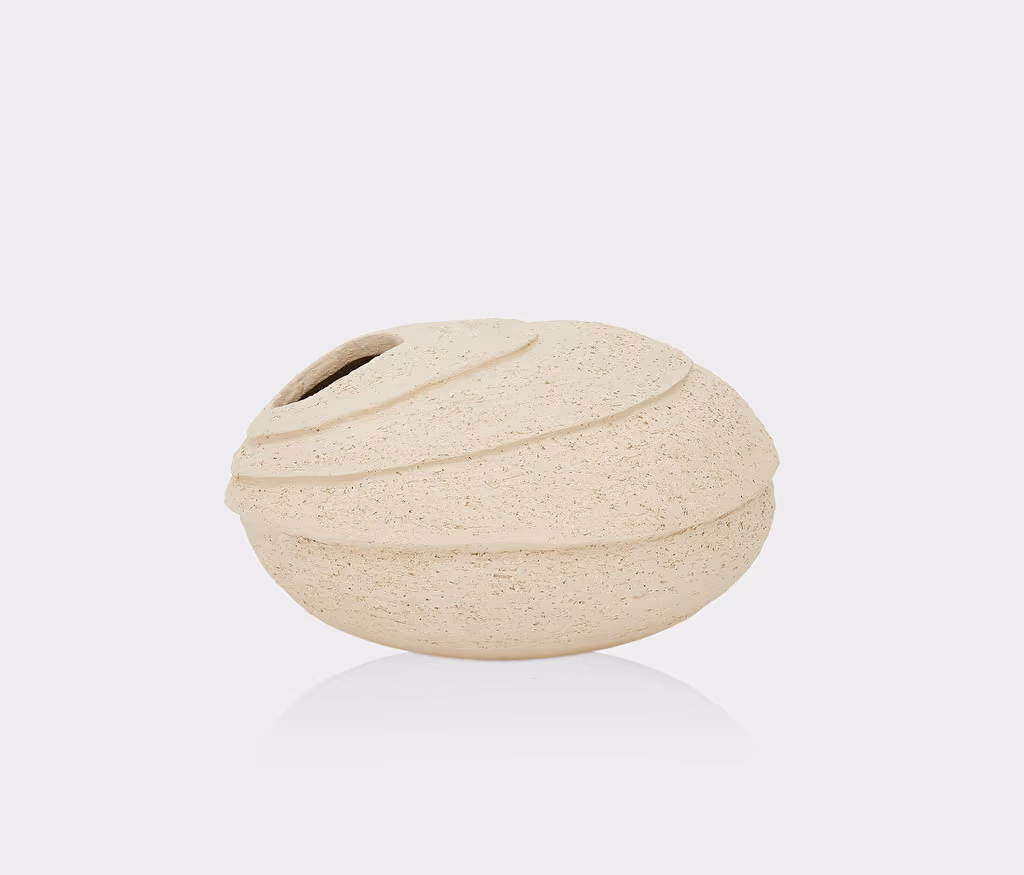 Andi Vase