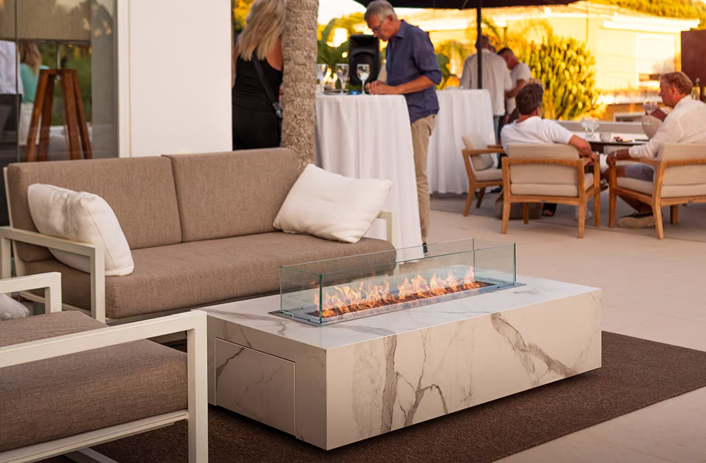 Cabo table