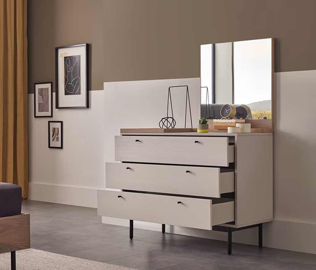 Loreto Chest of Drawers