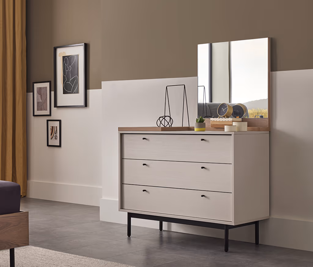 Loreto Chest of Drawers