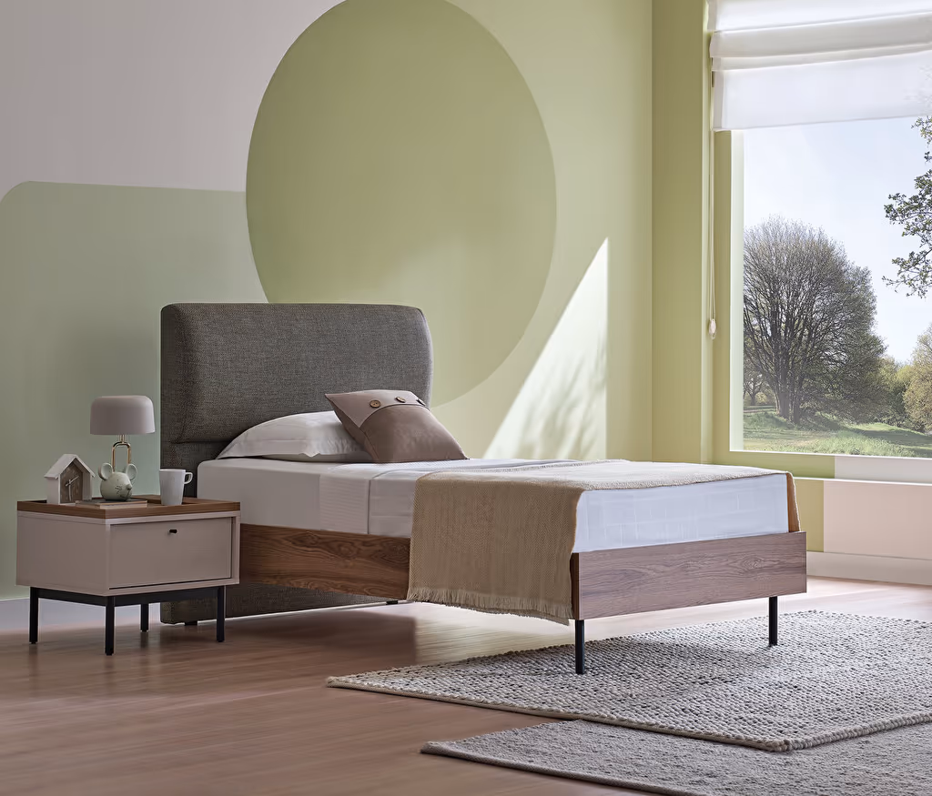 Loreto Teen Room Set