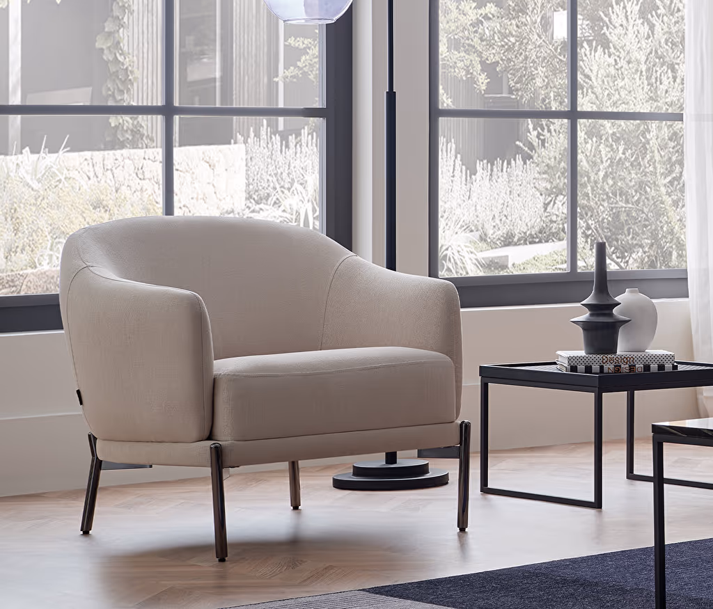 Petra Armchair