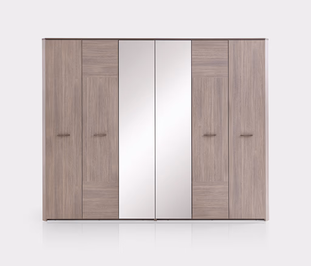 Varena Wardrobe