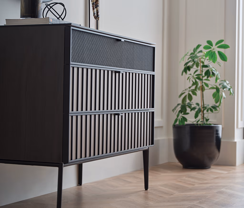 Riga Chest of Drawers