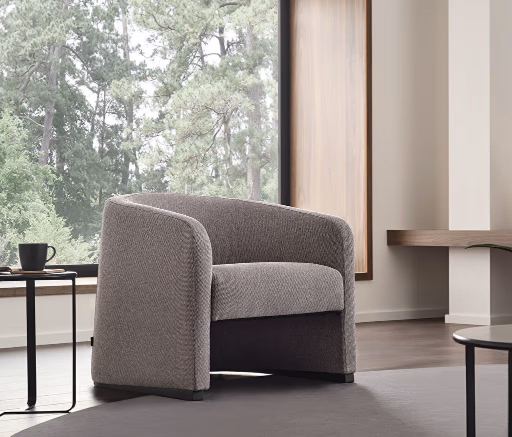 Viera Armchair