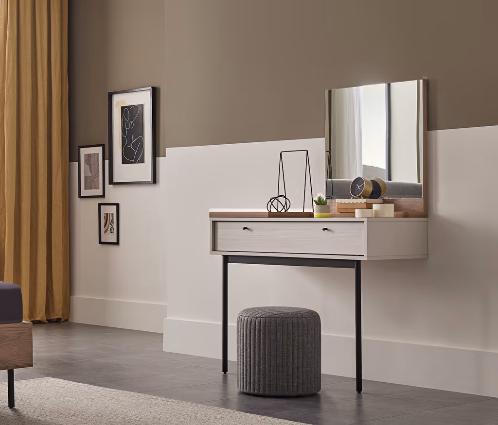 Loreto Vanity Table